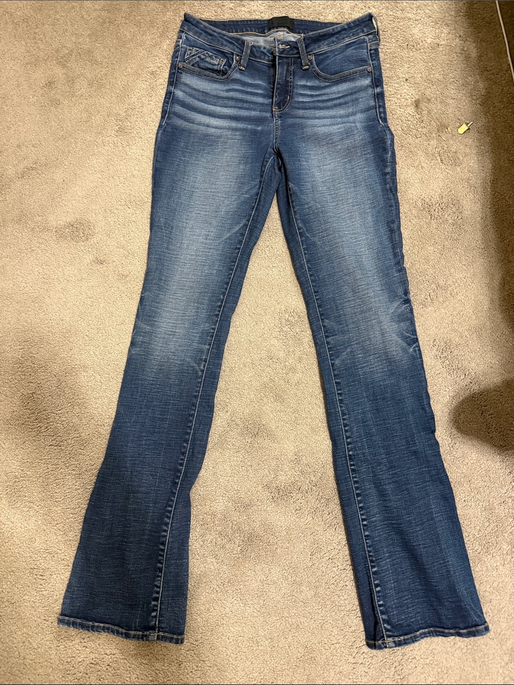 Buckle Women's Blue Medium Wash Flare Jeans